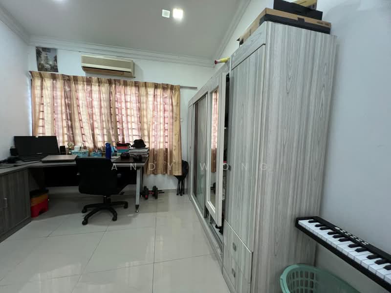 Rumah Teres 2 Tingkat untuk Dijual di Taman Cantik (Cheras) - Andy Wong - Study - PropertyGuru.com.my