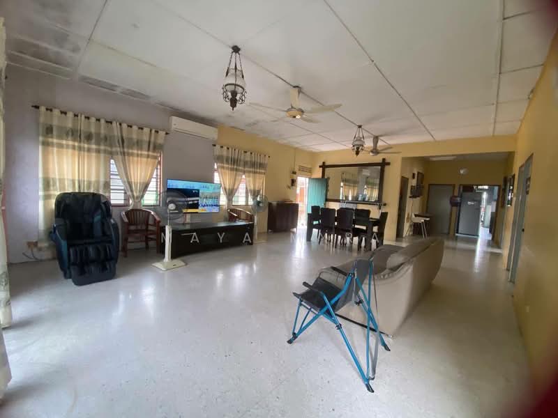Agricultural Land for Sale in Kampung Baru (Selayang) - Maya Myra - Living Room - PropertyGuru.com.my
