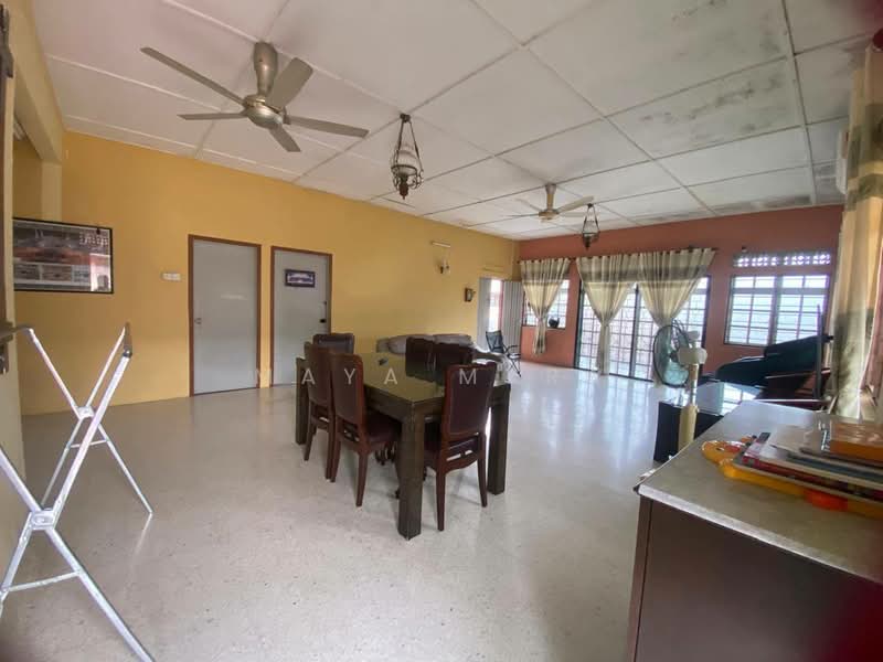 Agricultural Land for Sale in Kampung Baru (Selayang) - Maya Myra - Dining Room - PropertyGuru.com.my