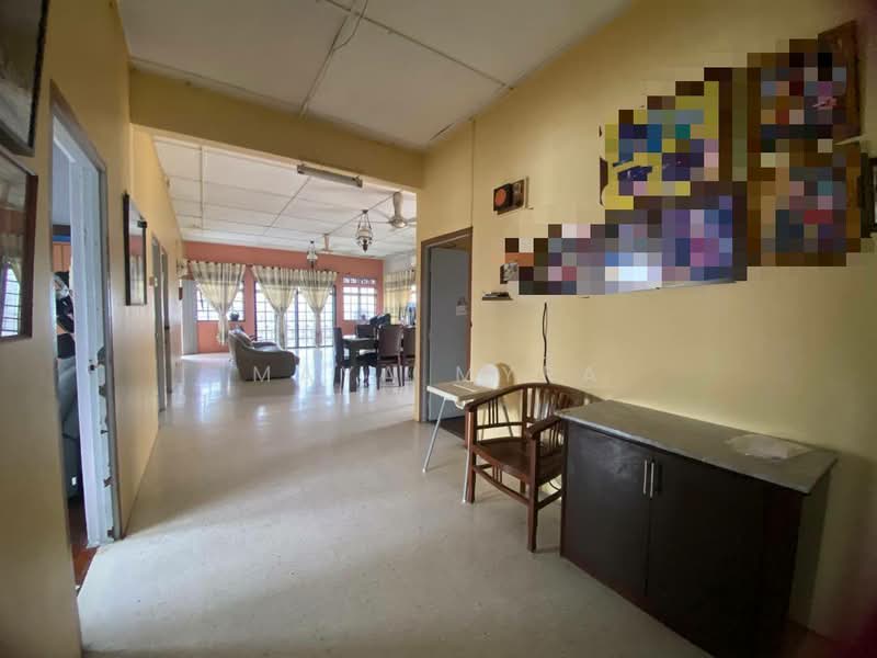Agricultural Land for Sale in Kampung Baru (Selayang) - Maya Myra - Living Room - PropertyGuru.com.my
