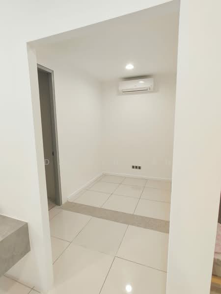Servis Apartment untuk Disewa di The Era @ Duta North - Darwin Tan - PropertyGuru.com.my