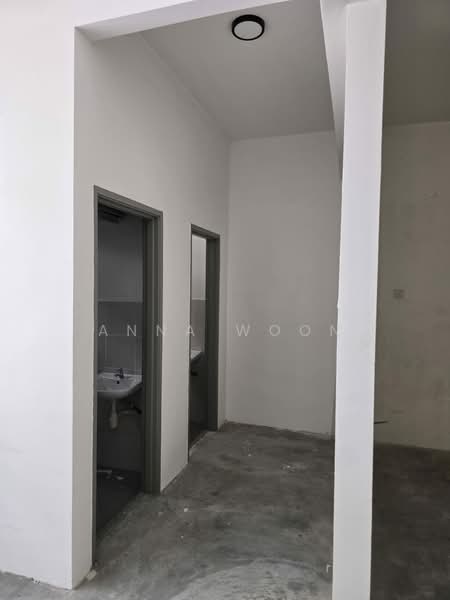Kedai untuk Disewa di Taman Nusa Sentral (Iskandar Puteri (Nusajaya)) - Anna Woon - Corridor - PropertyGuru.com.my