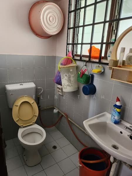 2-storey Terraced House for Sale in Kota Kinabalu (Sabah) - Celine Teah - Bathroom - PropertyGuru.com.my