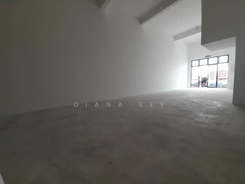 Shop for Rent in Bandar Bukit Tinggi (Klang) - Diana See - Interior - PropertyGuru.com.my