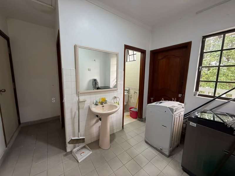 Condominium for Rent at Stulang View - Samantha Tan - Bathroom - PropertyGuru.com.my