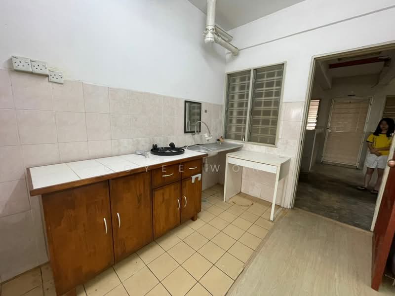 Apartment for Sale at Laman Damai (Li Garden) - Coyee Wong - Kitchen - PropertyGuru.com.my