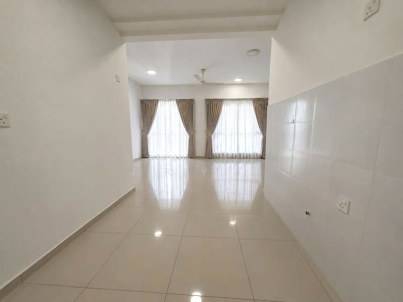 Condominium for Sale at SummerSkye Residences - Jerry So - Living Room - PropertyGuru.com.my