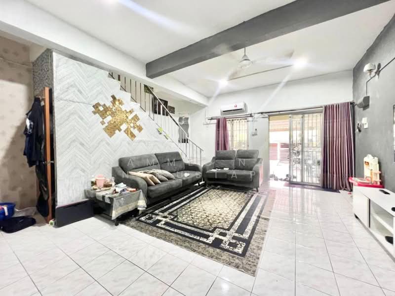2-storey Terraced House for Sale in Taman Seri Mewah (Kajang) - Muhammed Nazri bin Mustapha - Living Room - PropertyGuru.com.my