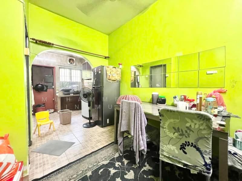 2-storey Terraced House for Sale in Taman Seri Mewah (Kajang) - Muhammed Nazri bin Mustapha - Kitchen - PropertyGuru.com.my