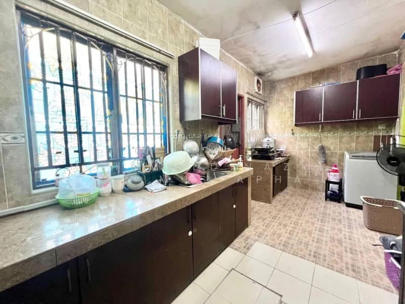 2-storey Terraced House for Sale in Taman Seri Mewah (Kajang) - Muhammed Nazri bin Mustapha - Kitchen - PropertyGuru.com.my