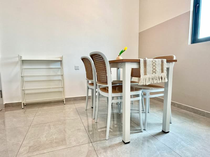 Service Residence for Rent at Savana @ Utropolis - Angeline Tio - Dining Room - PropertyGuru.com.my