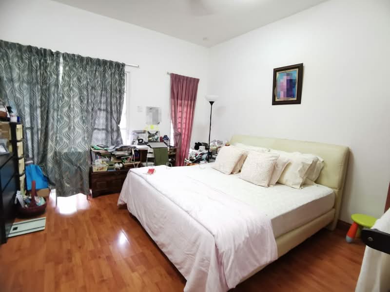 2-storey Terraced House for Sale in Ukay Perdana (Ulu Kelang) - David Chung - Bedroom - PropertyGuru.com.my