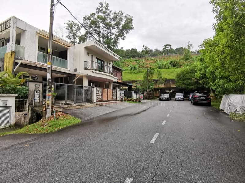 2-storey Terraced House for Sale in Ukay Perdana (Ulu Kelang) - David Chung - Exterior - PropertyGuru.com.my