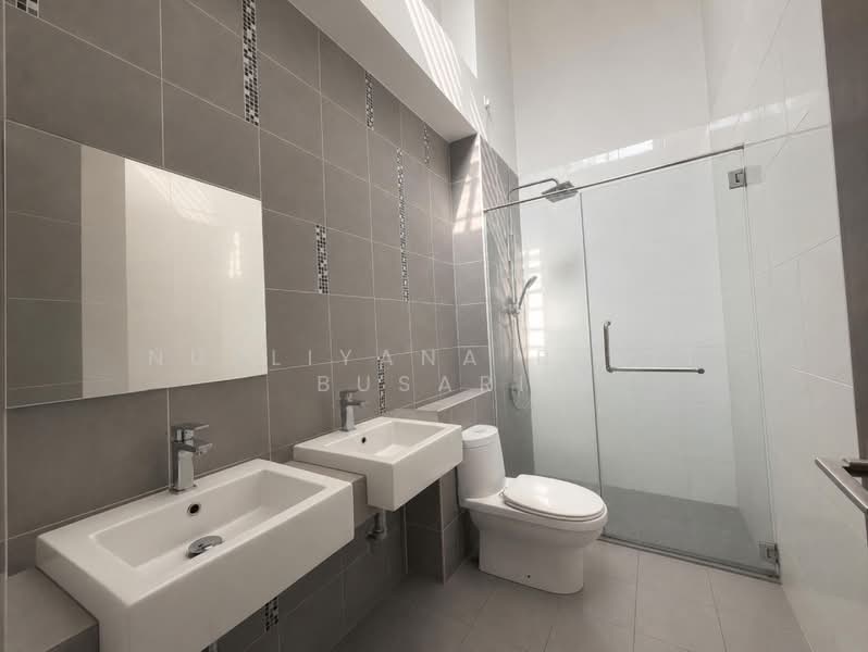 2-storey Terraced House for Sale in Denai Alam (Shah Alam) - Nurliyana Binti Busari - Bathroom - PropertyGuru.com.my