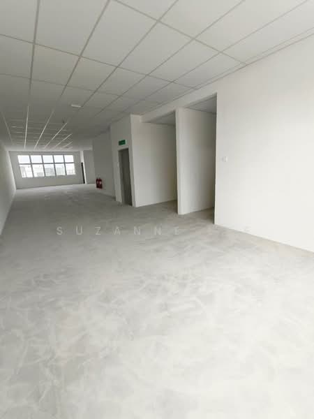 Shop for Rent in Gelang Patah (Johor) - Suzanne Lee - Interior - PropertyGuru.com.my