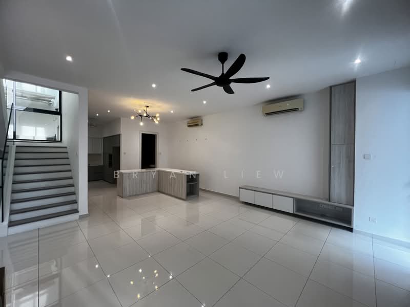 Rumah Teres 3.5 Tingkat untuk Disewa di Damansara Perdana (Selangor) - Bryan Liew - PropertyGuru.com.my