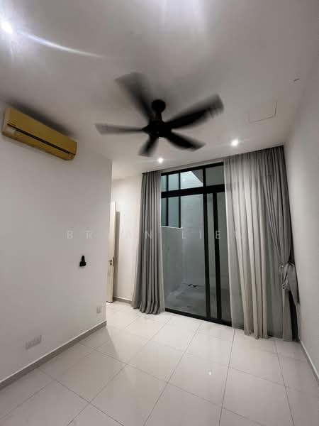 Rumah Teres 3.5 Tingkat untuk Disewa di Damansara Perdana (Selangor) - Bryan Liew - PropertyGuru.com.my