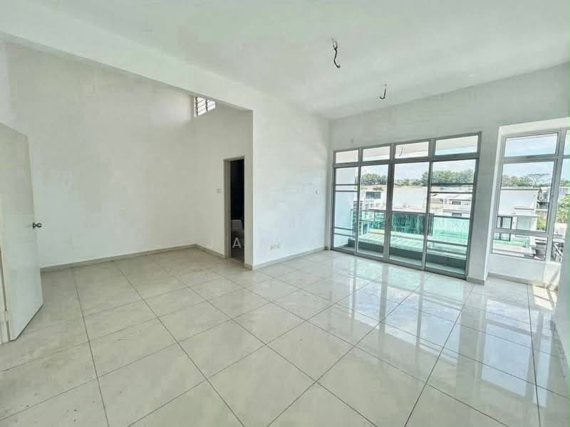 Cluster House for Sale in Taman Kempas Utama (Tebrau) - JAN AU - Living Room - PropertyGuru.com.my