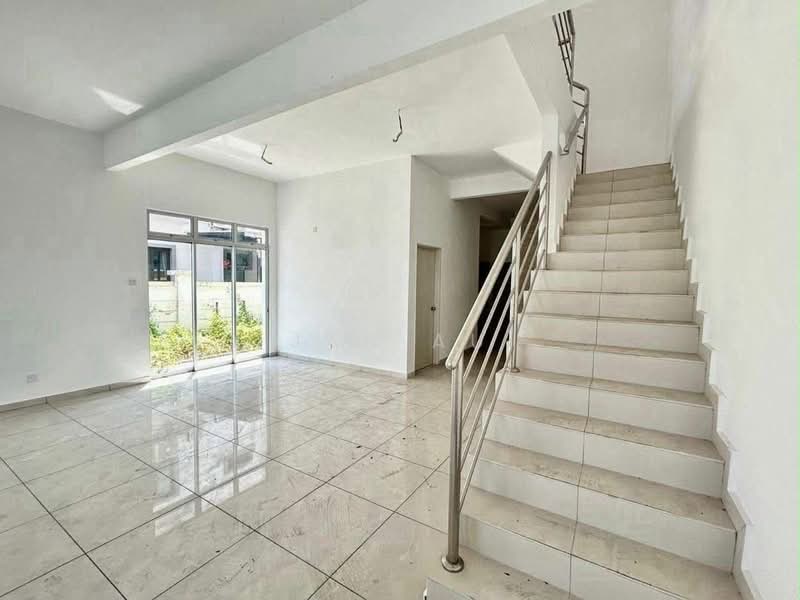 Cluster House for Sale in Taman Kempas Utama (Tebrau) - JAN AU - Living Room - PropertyGuru.com.my