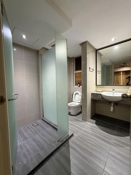 Condominium for Rent at Northpoint Residences - Xiang Rong - Master Bathroom - PropertyGuru.com.my