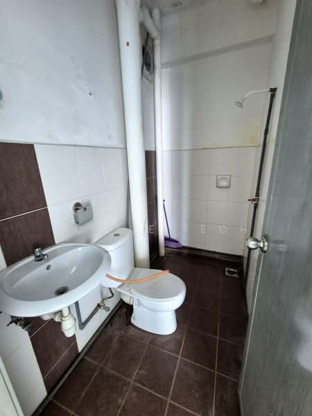 Apartment for Rent at Palma Laguna - Jossie Teoh - Bathroom - PropertyGuru.com.my