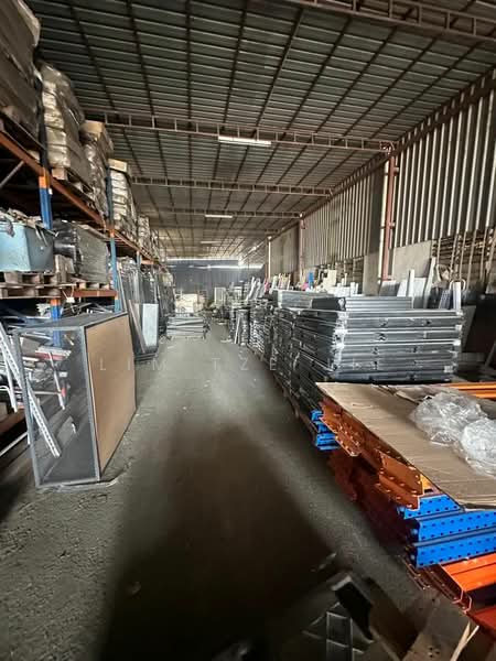Warehouse for Rent in Plentong (Johor) - Lim Tze Jie - Interior - PropertyGuru.com.my