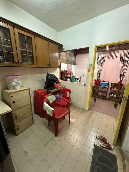 2-storey Terraced House for Sale in Jinjang Selatan (Batu) - Coyee Wong - Kitchen - PropertyGuru.com.my