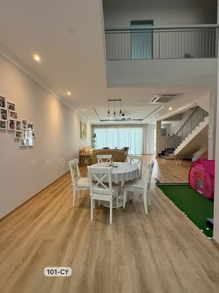 2-storey Terraced House for Sale in Bandar Rimbayu (Telok Panglima Garang) - Hao Kai Khaw - Living Room - PropertyGuru.com.my