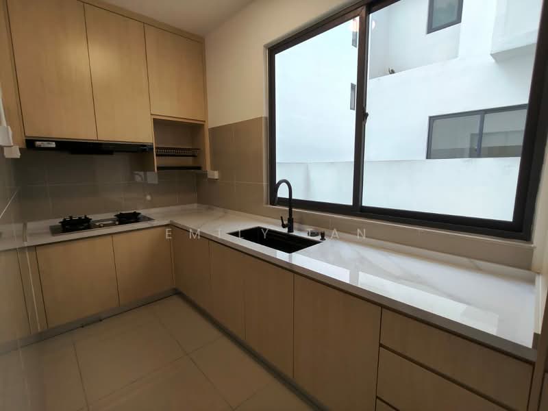 Rumah Teres 3.5 Tingkat untuk Disewa di Damansara Perdana (Selangor) - Emily Tan - Kitchen - PropertyGuru.com.my
