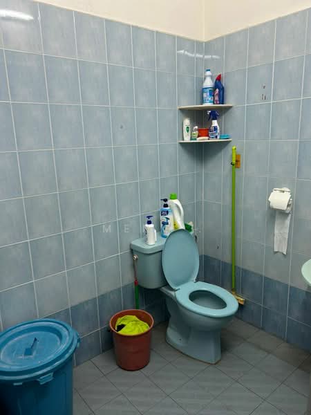 Rumah Teres 2 Tingkat untuk Dijual di Island Glades (Jelutong) - Meng . - Bathroom - PropertyGuru.com.my