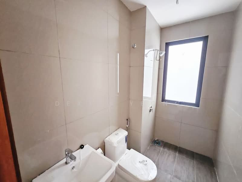 Rumah Teres 4 Tingkat untuk Dijual di Damansara Perdana (Selangor) - Dexter Yeong - PropertyGuru.com.my