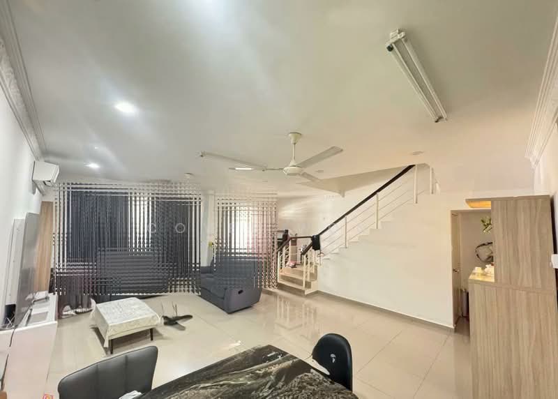 Rumah Teres 3 Tingkat untuk Dijual di Kepong (Kuala Lumpur) - Coyee Wong - Living Room - PropertyGuru.com.my
