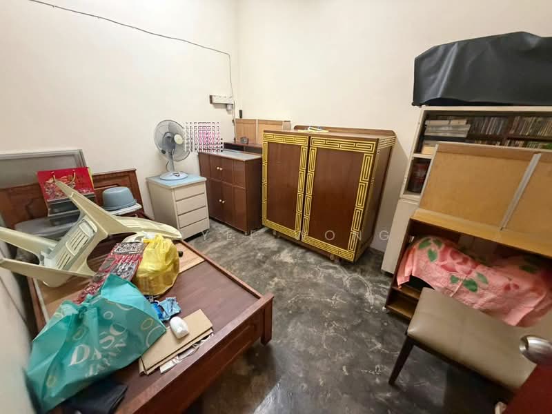1-storey Terraced House for Sale in Taman Kok Doh (Batu) - Coyee Wong - Bedroom - PropertyGuru.com.my
