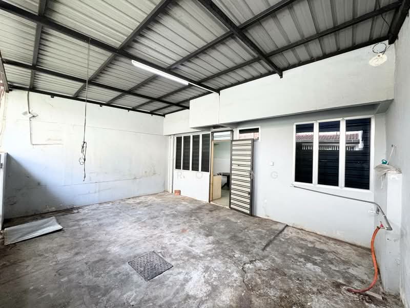2-storey Terraced House for Sale in Taman Pelangi (Johor Bahru) - Sharon Ng - Interior - PropertyGuru.com.my