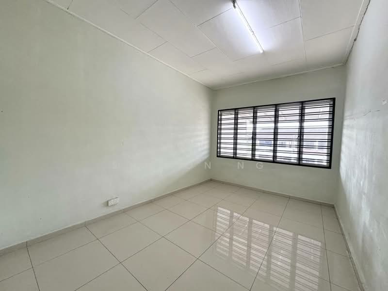 2-storey Terraced House for Sale in Taman Pelangi (Johor Bahru) - Sharon Ng - Interior - PropertyGuru.com.my