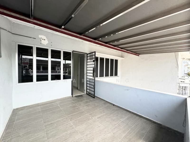 2-storey Terraced House for Sale in Taman Pelangi (Johor Bahru) - Sharon Ng - Balcony - PropertyGuru.com.my