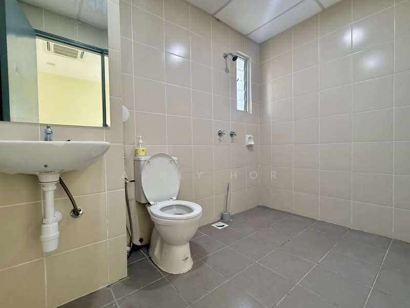 Condominium for Rent at Condominium Akasia Bukit Jalil - Ashly Hor - Bathroom - PropertyGuru.com.my