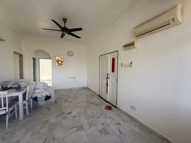 Apartment for Sale at Taman Tanjong - Jacky Yeoh - Living Room - PropertyGuru.com.my