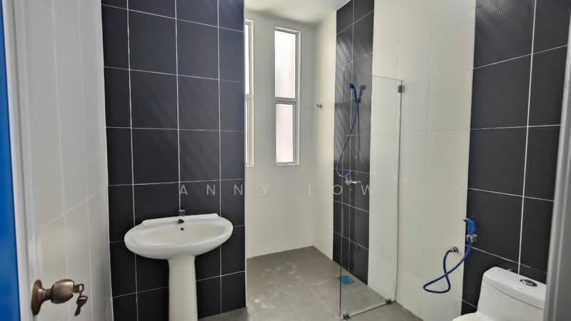 Rumah Teres 1 Tingkat untuk Disewa di Taman Sri Perkasa (Ipoh) - Anny Low - Bathroom - PropertyGuru.com.my