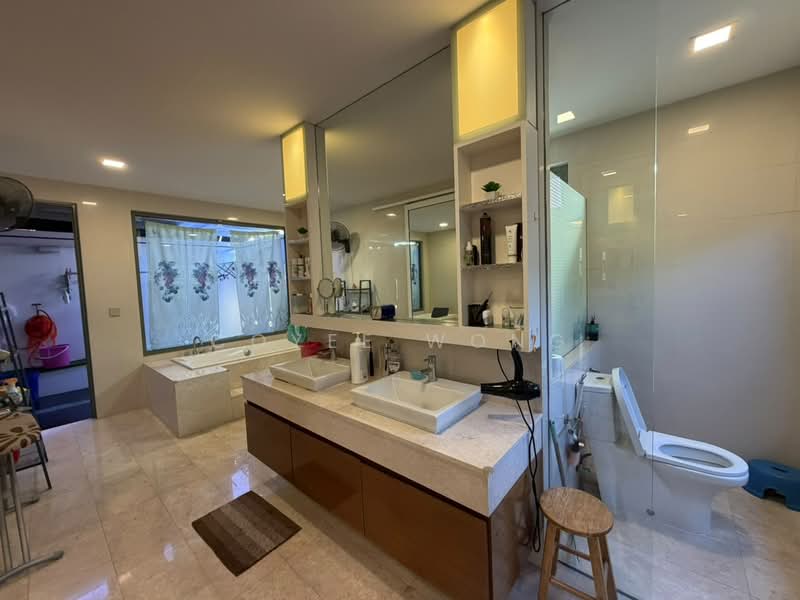 Rumah Berkembar untuk Dijual di Others (Kepong) - Coyee Wong - Bathroom - PropertyGuru.com.my