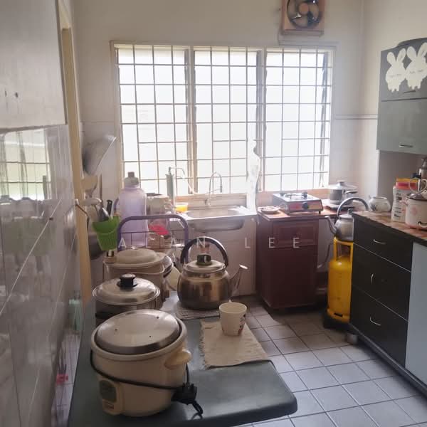 2-storey Terraced House for Sale in Bandar Puchong Utama (Puchong) - Alan Lee - Kitchen - PropertyGuru.com.my
