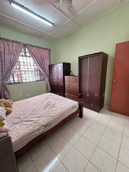 1-storey Terraced House for Sale in Taman Perling (Perling) - Shirley Pang - Bedroom - PropertyGuru.com.my