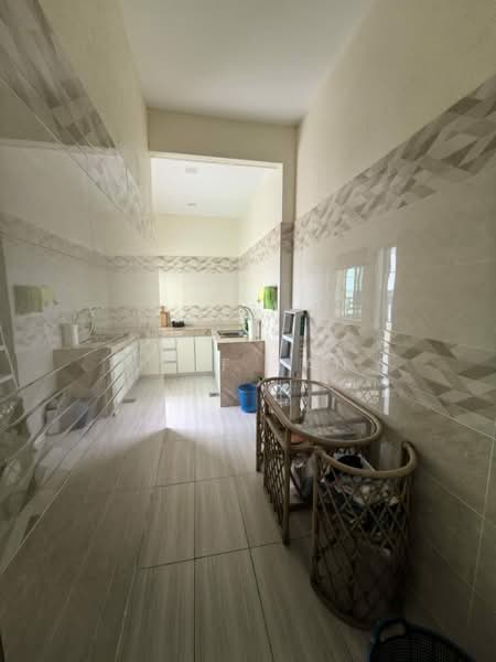 Rumah Berkembar untuk Dijual di Panorama Lapangan Saujana (Green Park) (Ipoh) - Jeff Tan - Kitchen - PropertyGuru.com.my