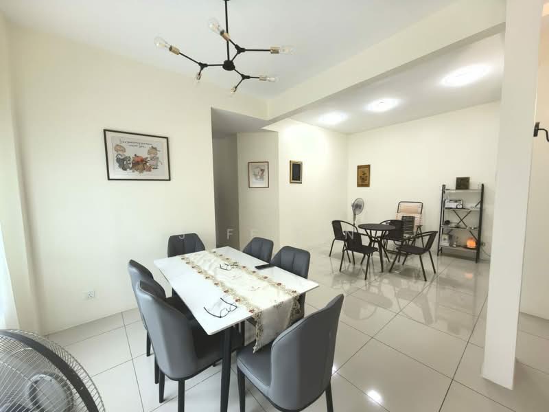 Rumah Berkembar untuk Dijual di Panorama Lapangan Saujana (Green Park) (Ipoh) - Jeff Tan - Dining Room - PropertyGuru.com.my
