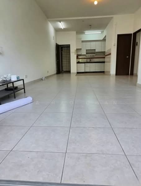 Kondominium untuk Dijual di Lakes Condominiums / Pangsapuri Tasik - Jia Hao Chan - Living Room - PropertyGuru.com.my