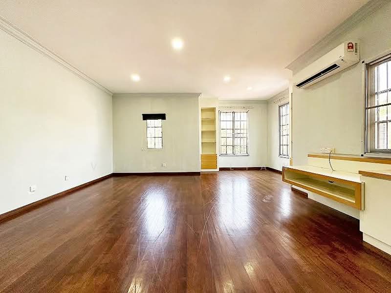 Semi-Detached House for Sale in Tropicana (Selangor) - Vincent Liaw - Living Room - PropertyGuru.com.my