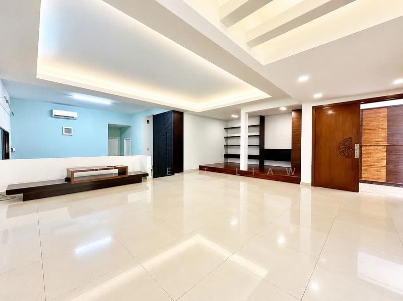 Rumah Berkembar untuk Dijual di Tropicana (Selangor) - Vincent Liaw - Living Room - PropertyGuru.com.my