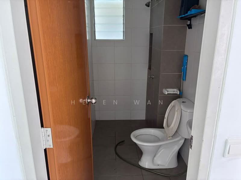 Apartment for Sale at D'Cassia - Helen Wan - Bathroom - PropertyGuru.com.my
