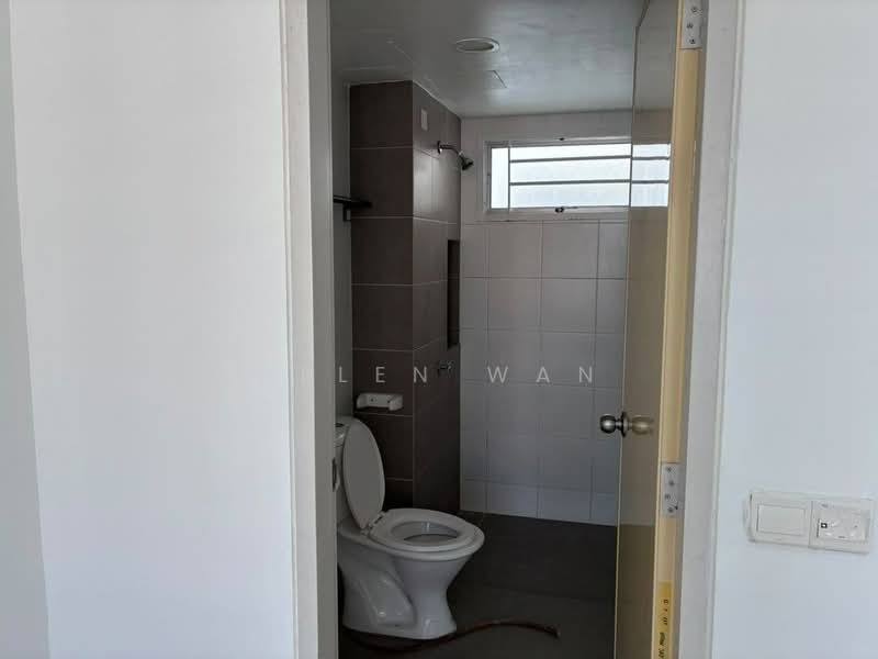 Apartment for Sale at D'Cassia - Helen Wan - Bathroom - PropertyGuru.com.my