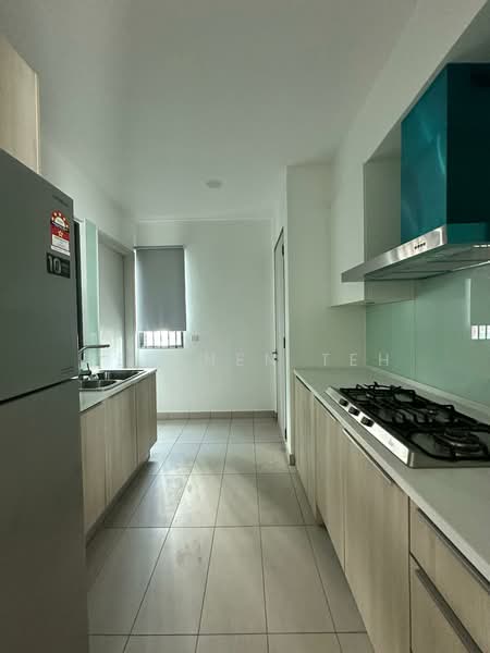 Kondominium untuk Dijual di The LIGHT COLLECTION II - SERENEN TEH - Kitchen - PropertyGuru.com.my